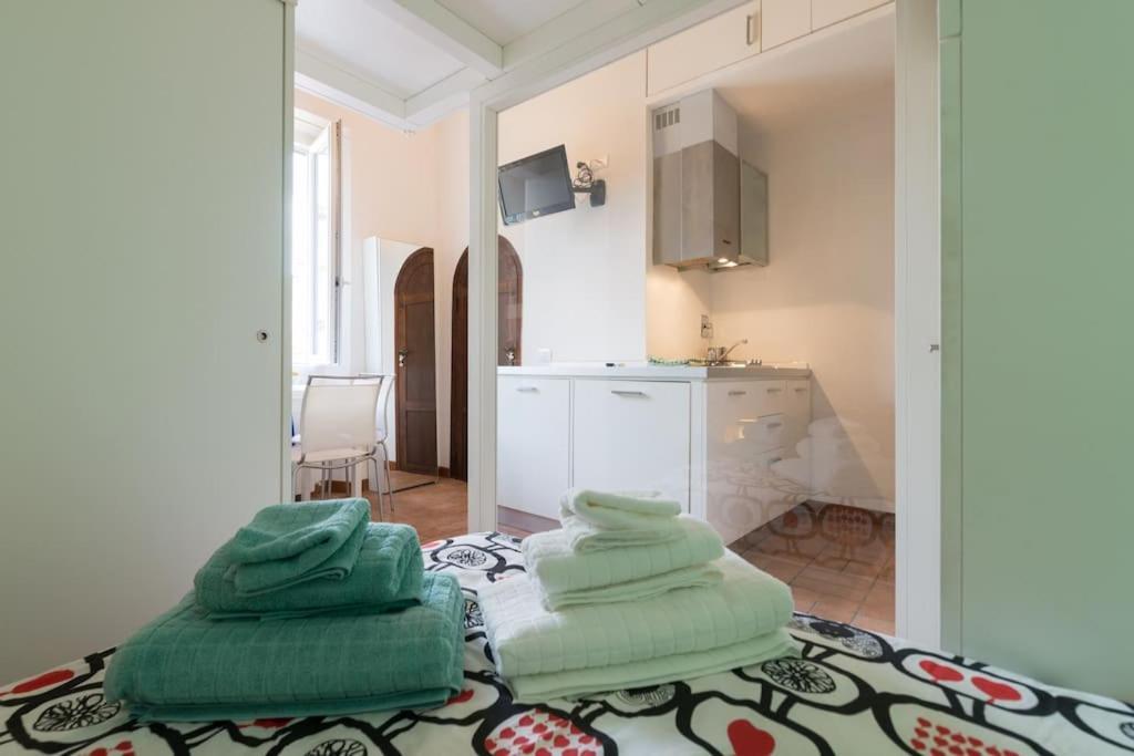Luminosa Nel Centro Storico! Apartamento *